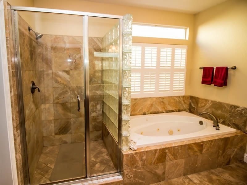 Box de vidro para banheiro em Distrito de Sousas