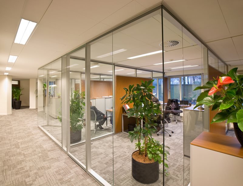 Vidraceiro instalador de divisória vidro em Entreverdes