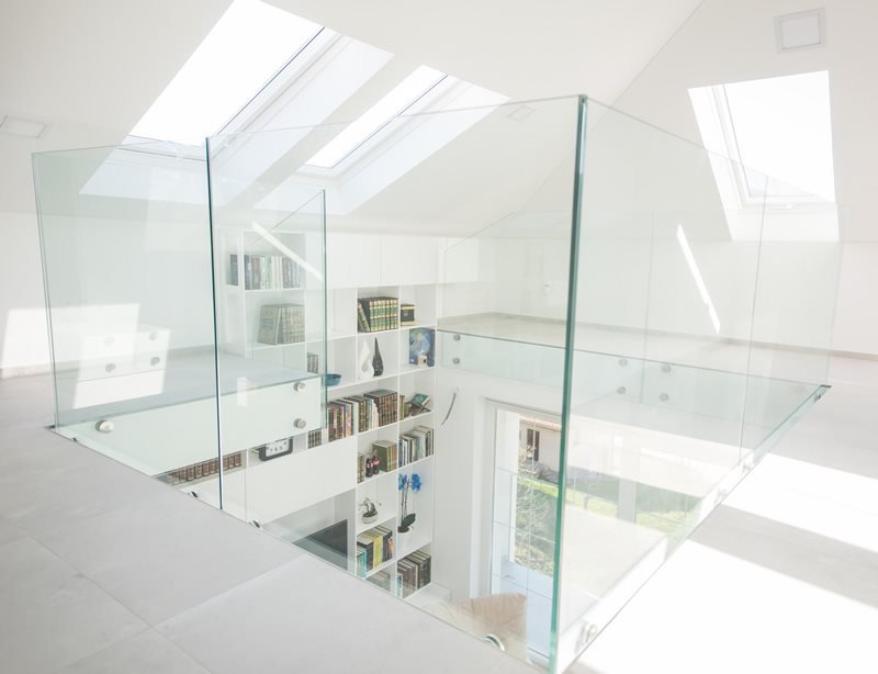 Sacada em madeira whatsapp em Jardim São Judas